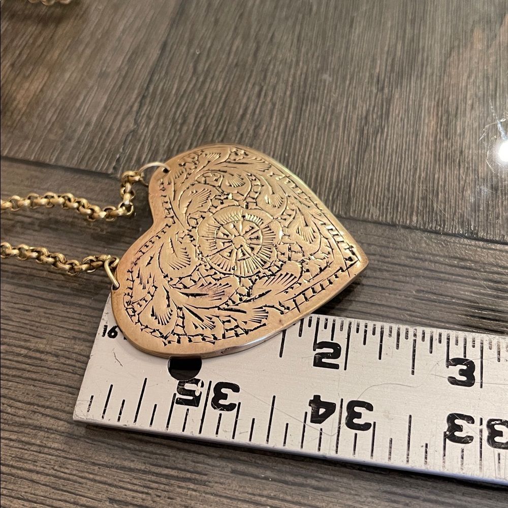 Vintage Brass Etched Heart Pendant with Rolo Chain Necklace - Picture 6 of 16